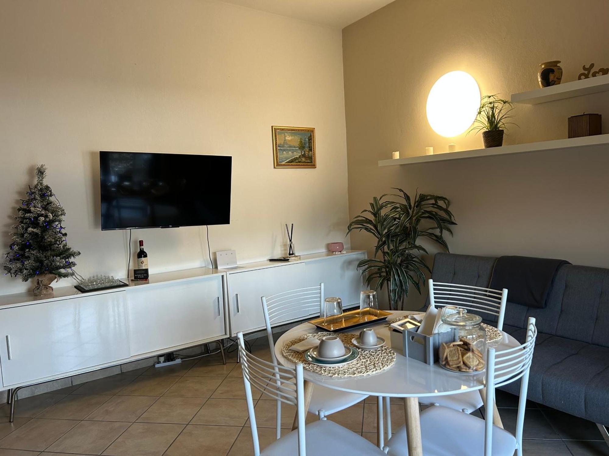 La Corte Di Silvia Malpensa Bed & Breakfast Cardano Al Campo Luaran gambar